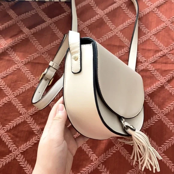 Bag - Picture 2 of 2